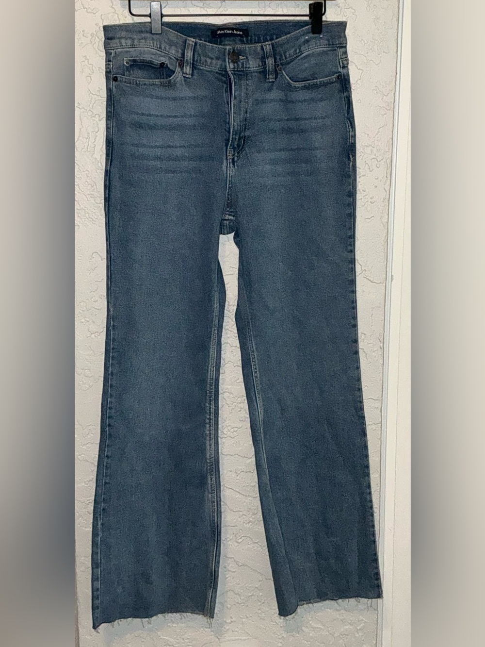 Calvin Klein Jeans Dark Blue Straight-Leg Jeans with Raw Hem